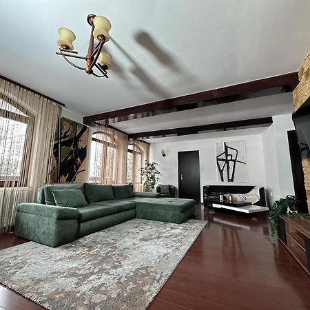 Vila Aldor Bran  Luaran gambar
