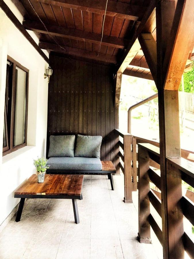 Vila Aldor Bran  Luaran gambar